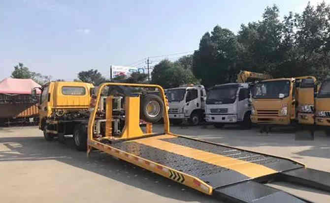 奇台汽车中途维修案例